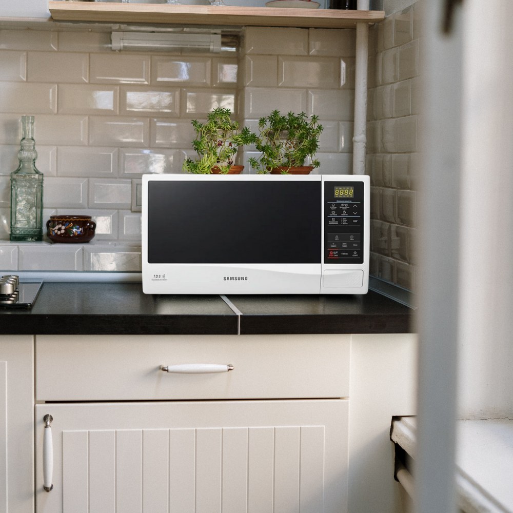 SAMSUNG ME83KRW-2BW
